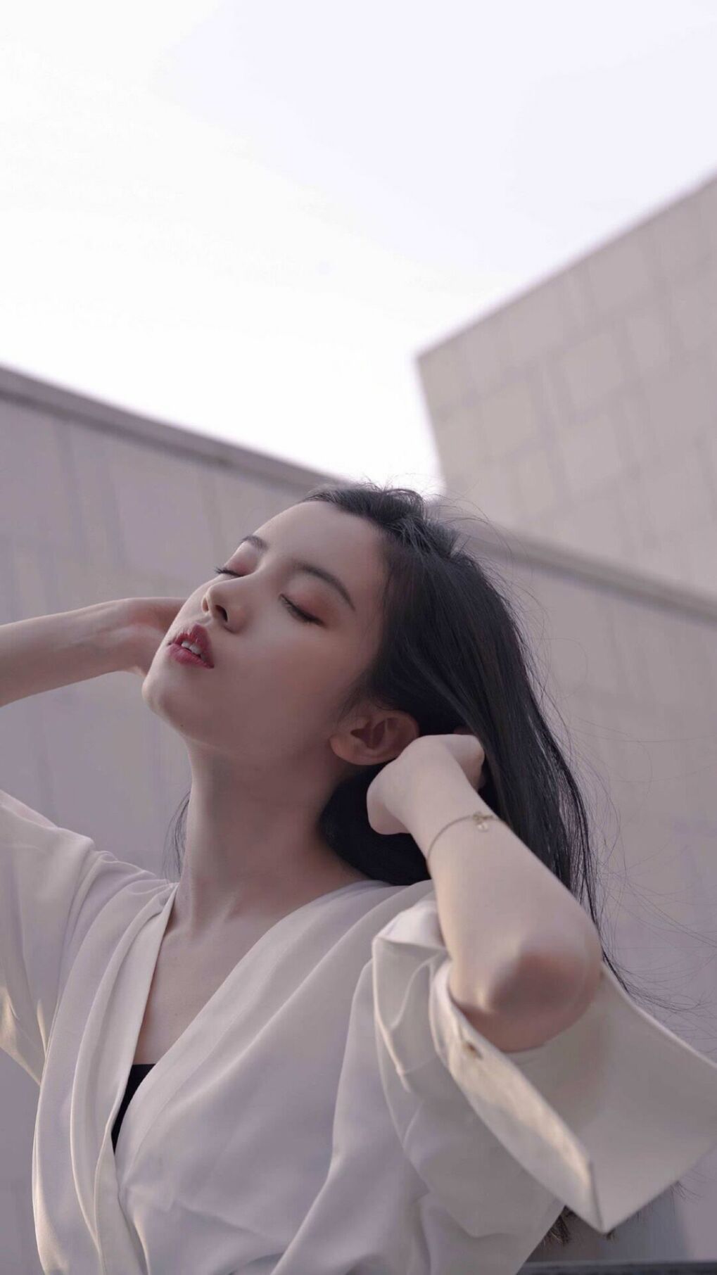 凯恩全程高能输出，巴黎圣日耳曼终结那不勒斯欧冠征程