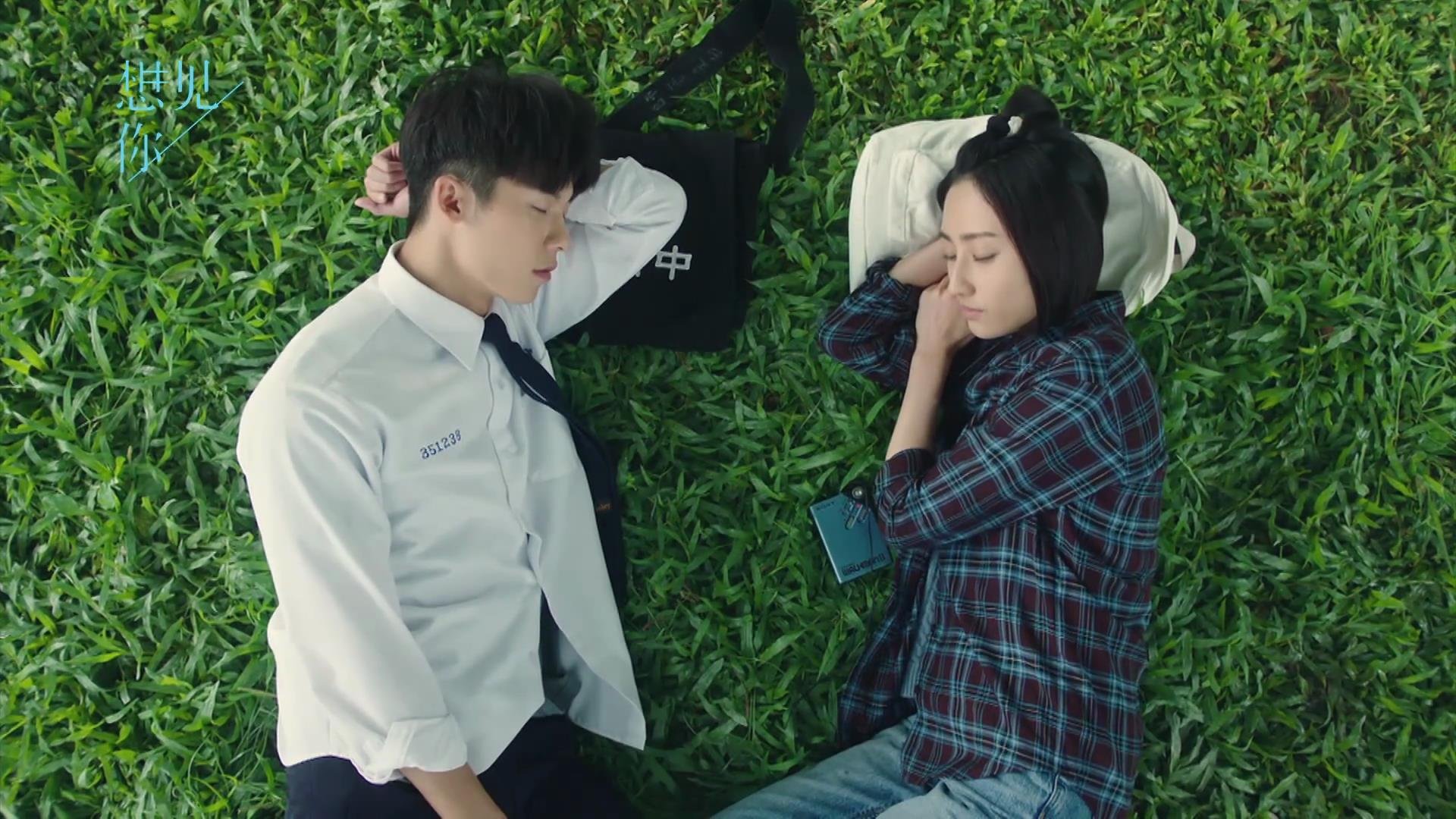 足球的平行宇宙，当卡塔尔鏖战加时，阿尔瓦雷斯在德甲加冕