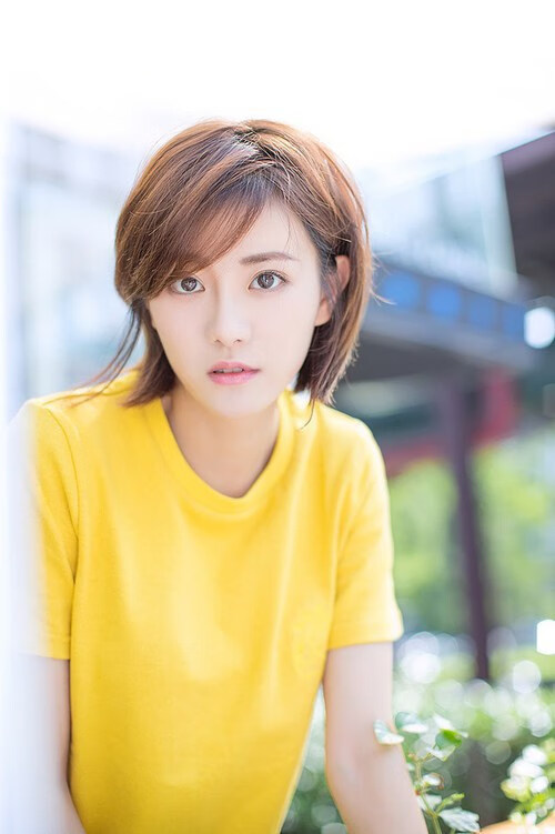 开云体育官方网站-无声的铁壁，不朽的里程碑，斯通斯于年度焦点之夜完成华丽转身